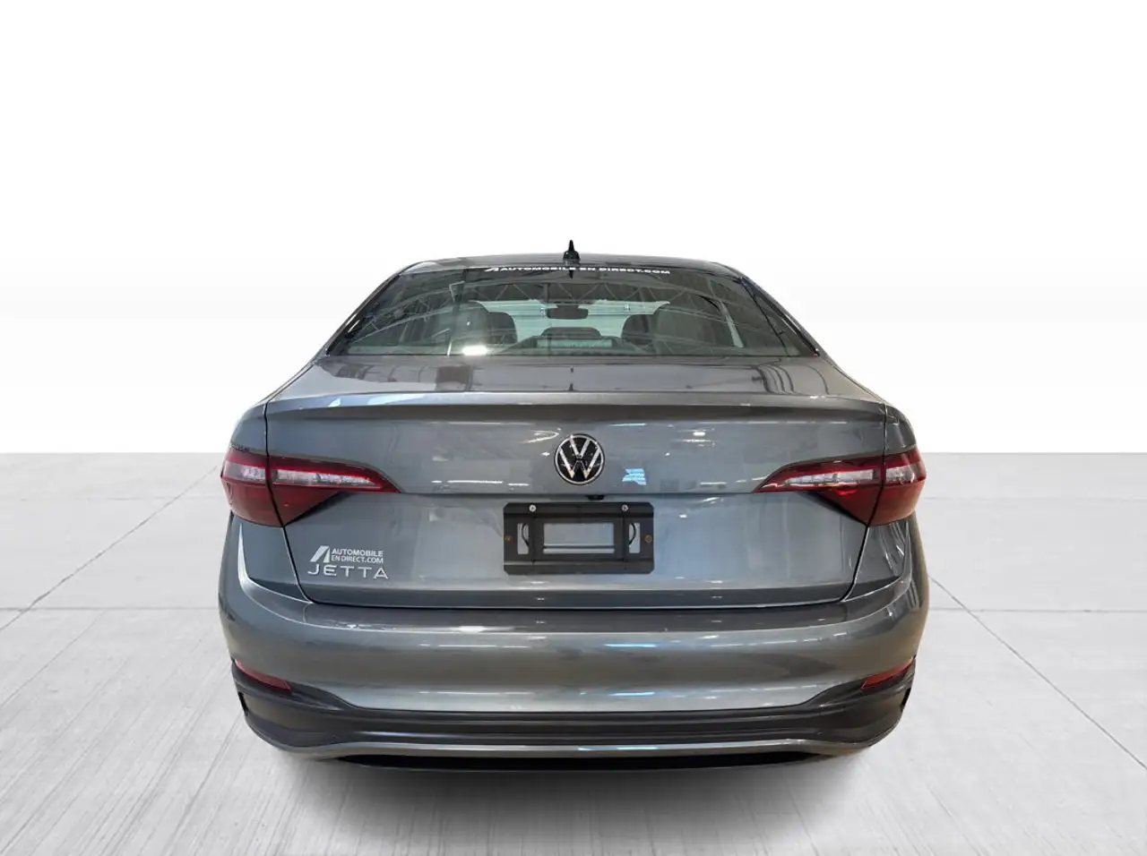 Volkswagen Jetta снимка Volkswagen Jetta
