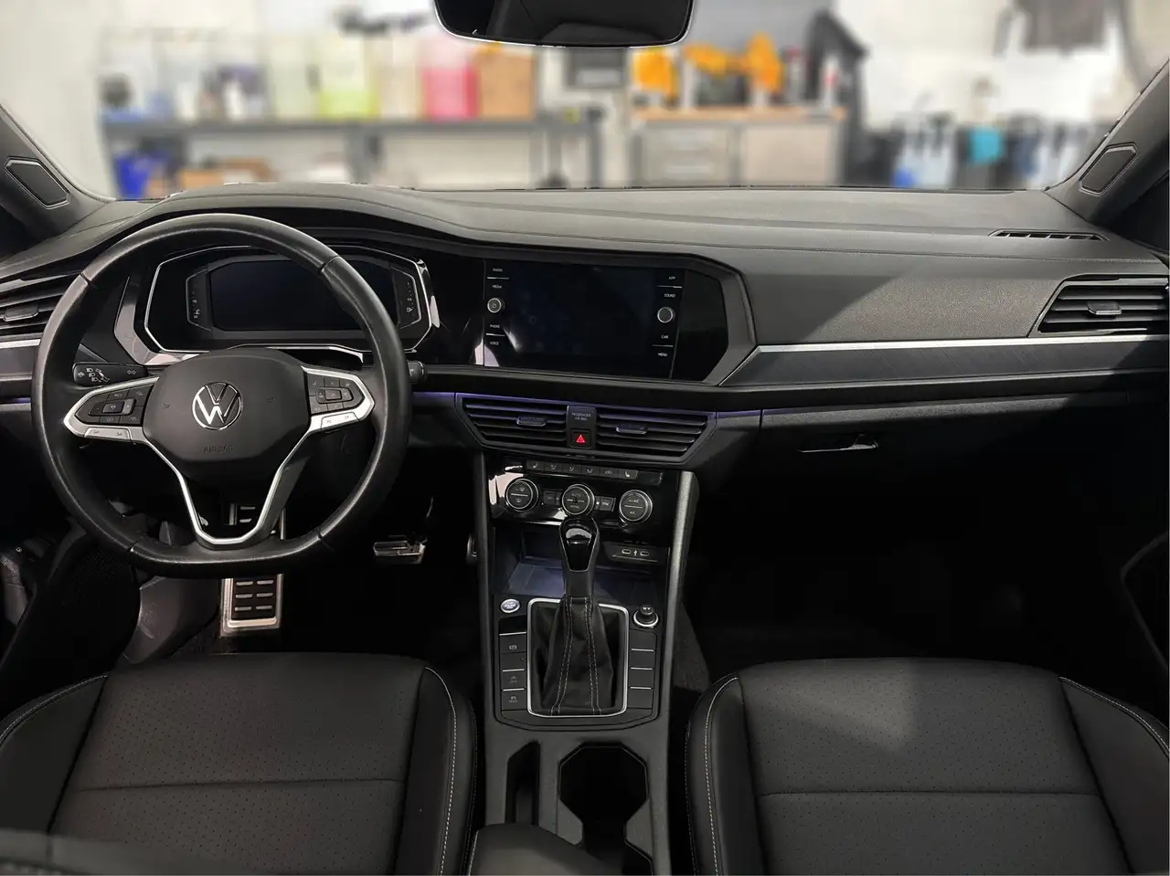 Volkswagen Jetta снимка Volkswagen Jetta