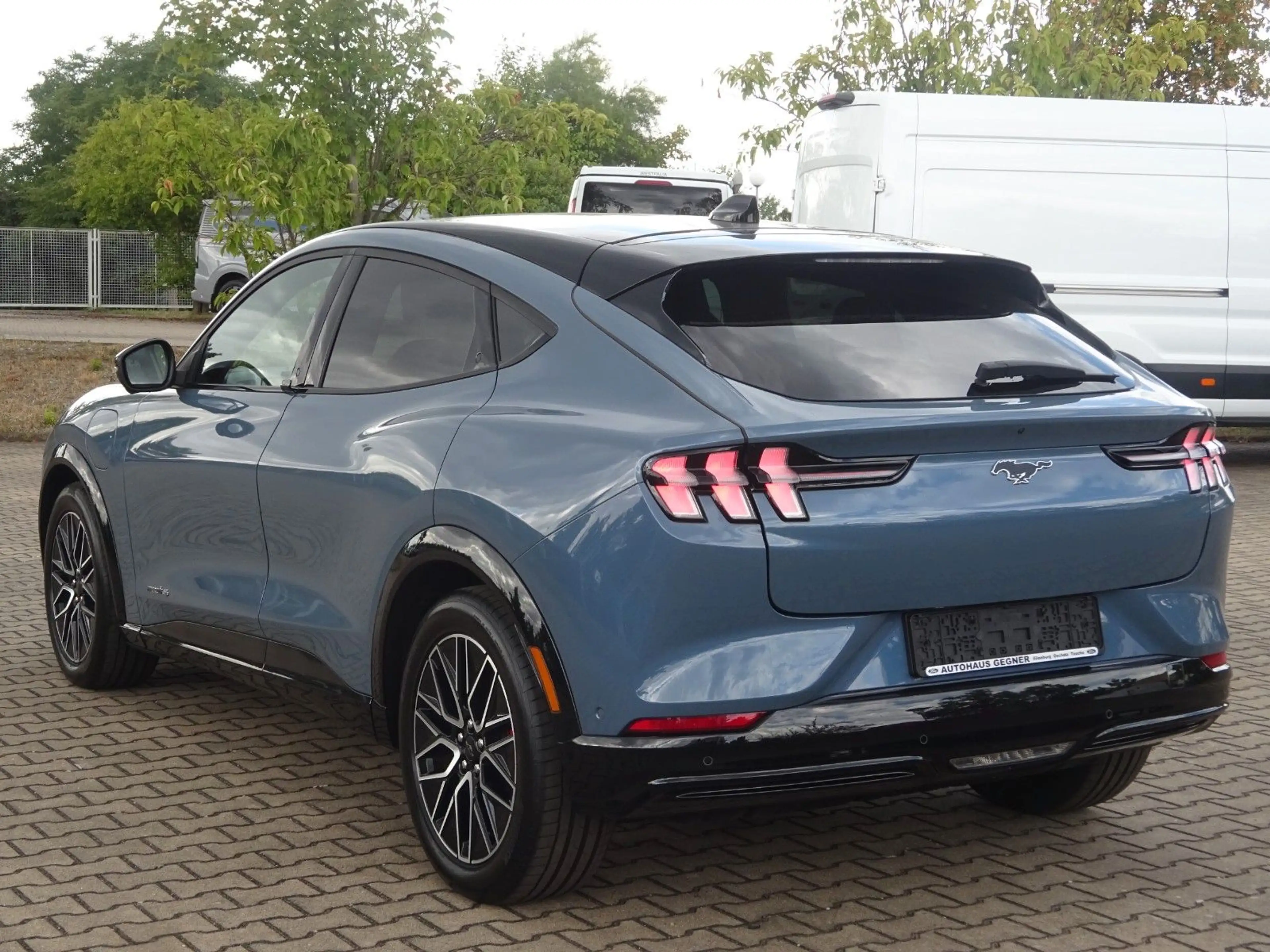 Ford Mustang Mach-E AWD Premium Pano B&O Navi — photo 4