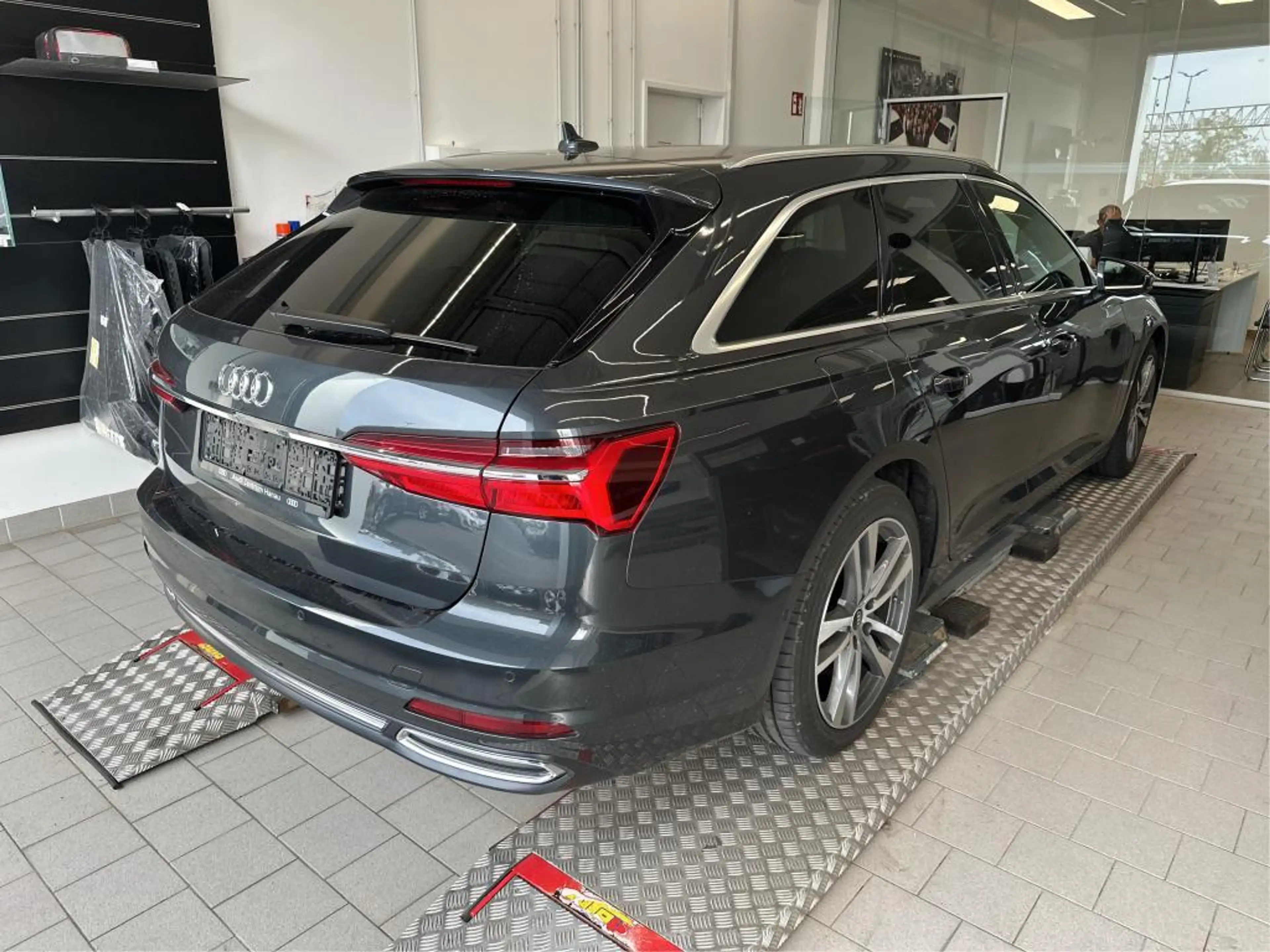 Audi A6 2.0 45 TFSI sport*VIRTUAL*NAVI*GARANTIE 04/27 — photo 3