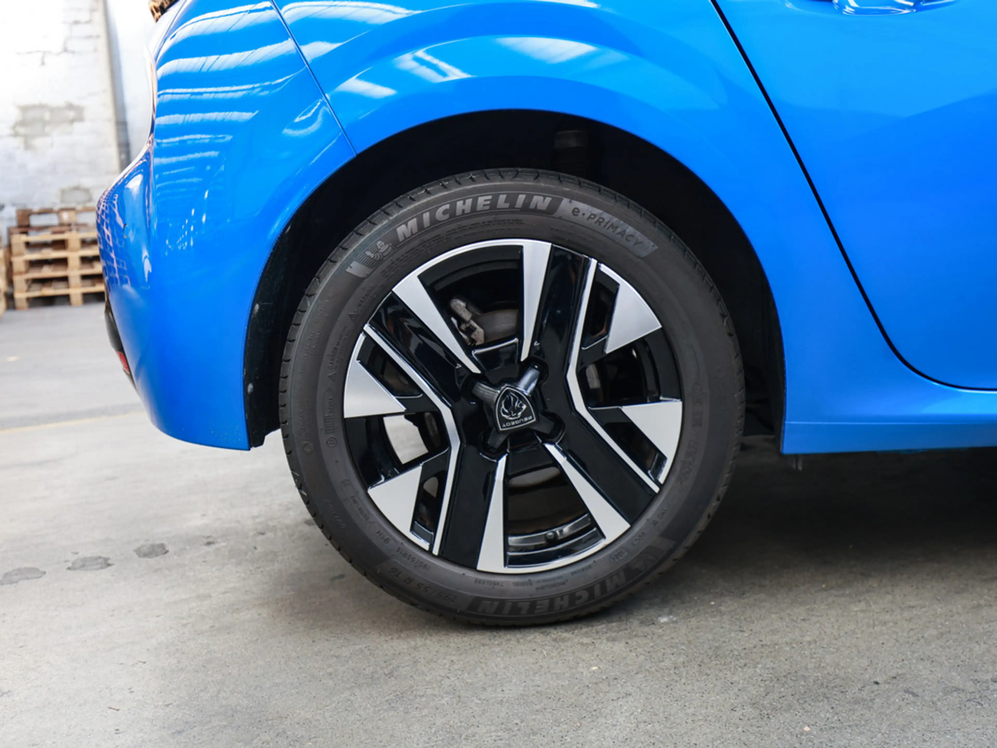 Peugeot 208 Allure PureTech 100 LED SPURH. SHZ KLIMA — photo 6