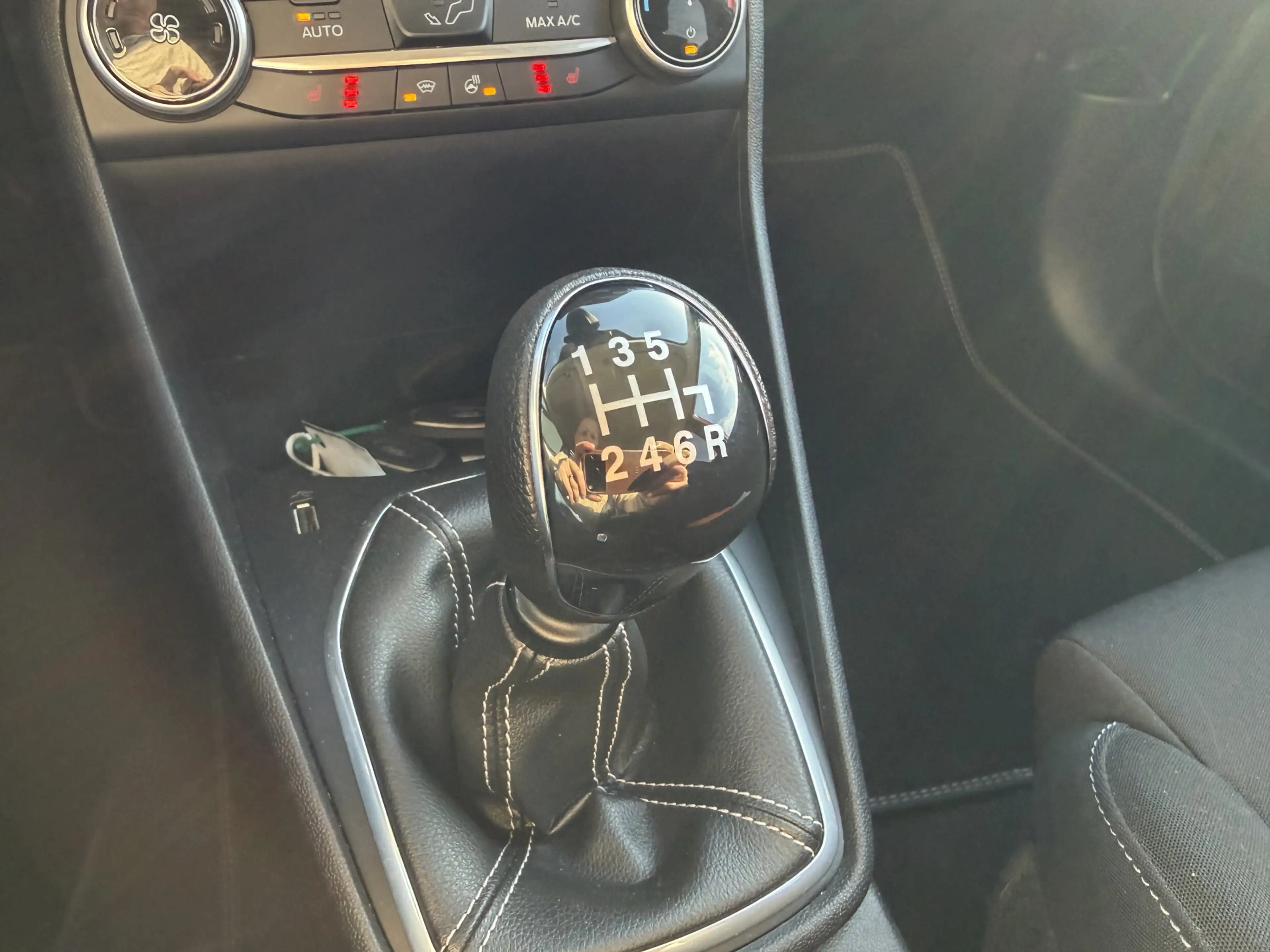 Ford Fiesta 1.0 EcoBoost Hybrid Titanium X | STOEL/STUURVERW. — photo 15