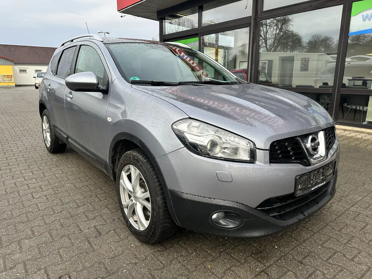 Nissan Qashqai+2 7-Sitzer 1.Hand 7-Sitze HU&AU Neu Silber - 1