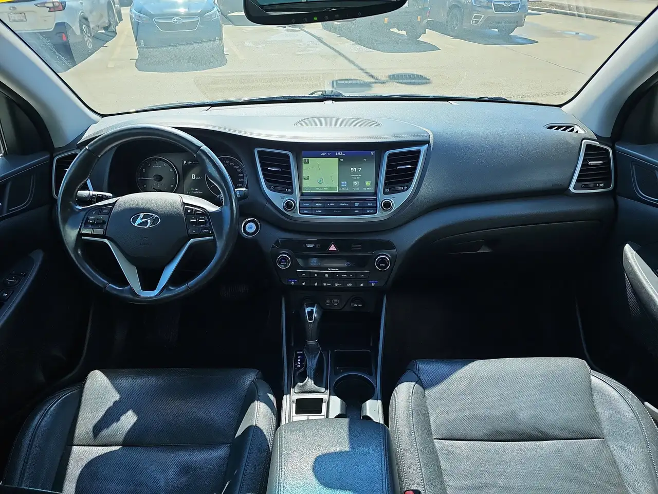Hyundai TUCSON снимка Hyundai TUCSON