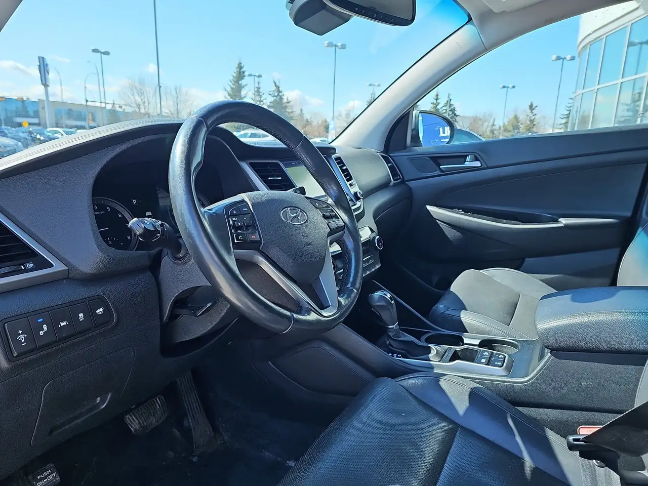 Hyundai TUCSON снимка Hyundai TUCSON