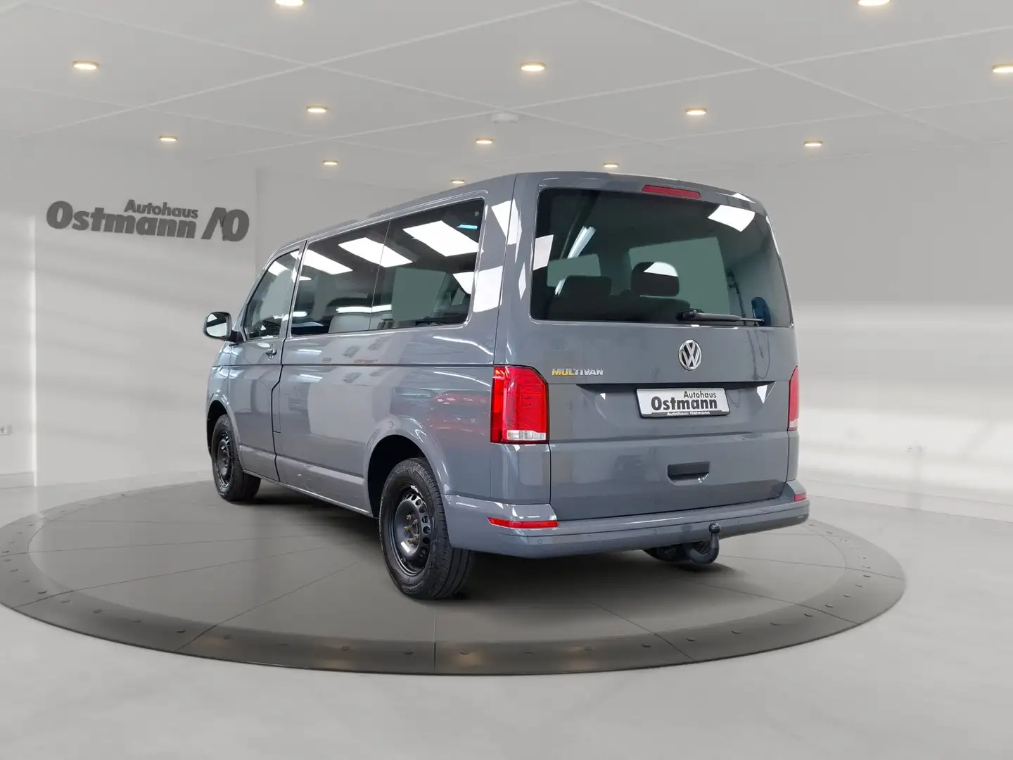 Volkswagen T6.1 Multivan 2.0 TDI Trendline AHK Tempo Grau - 2