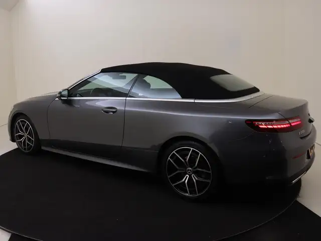 Mercedes-Benz E-Class view 10