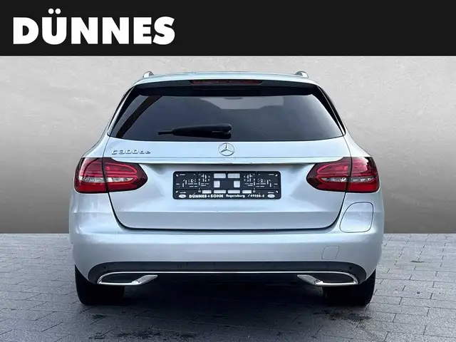 Mercedes-Benz C-Class view 7