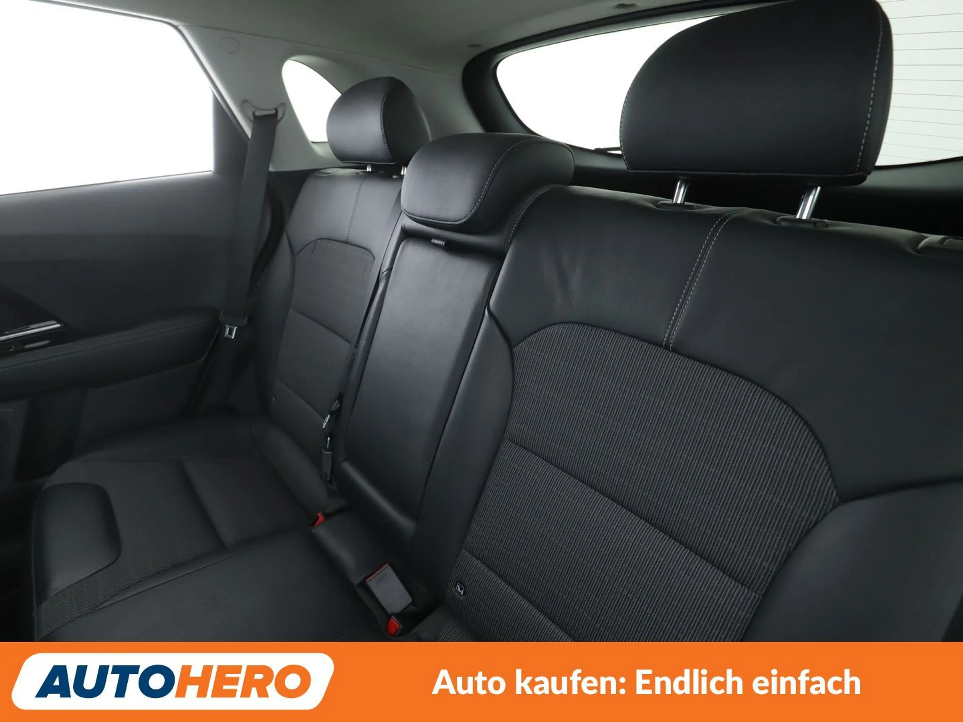 Kia Niro 1.6 Hybrid Vision — photo 14