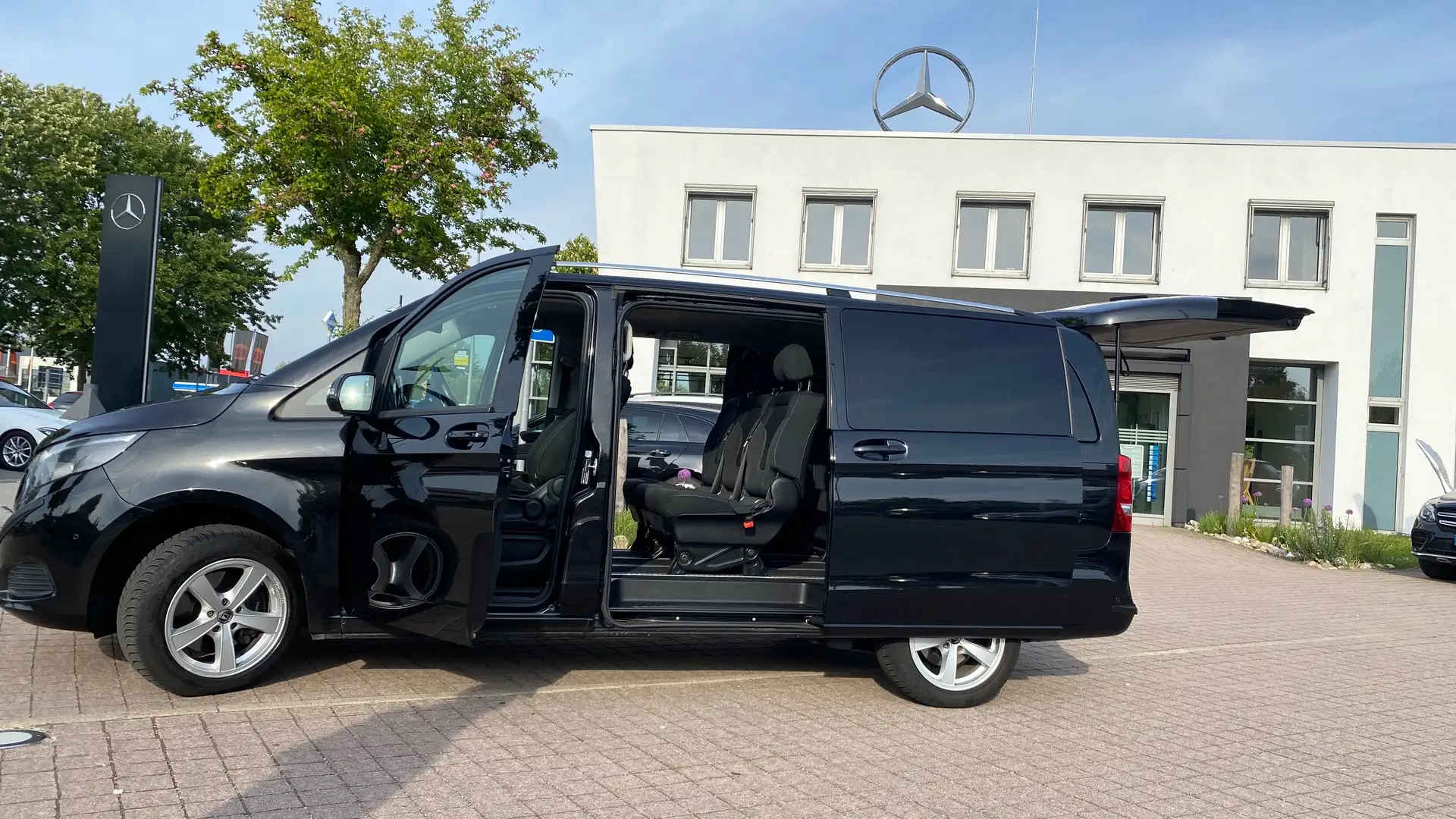 Mercedes-Benz V 250 V 250 d lang 7G-TRONIC Avantgarde Night Edition Negro - 2