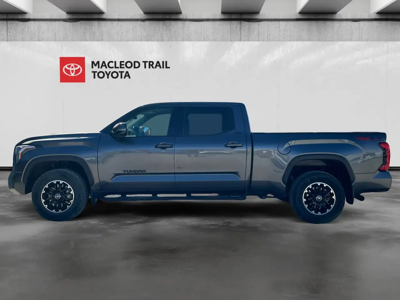 Toyota Tundra снимка Toyota Tundra