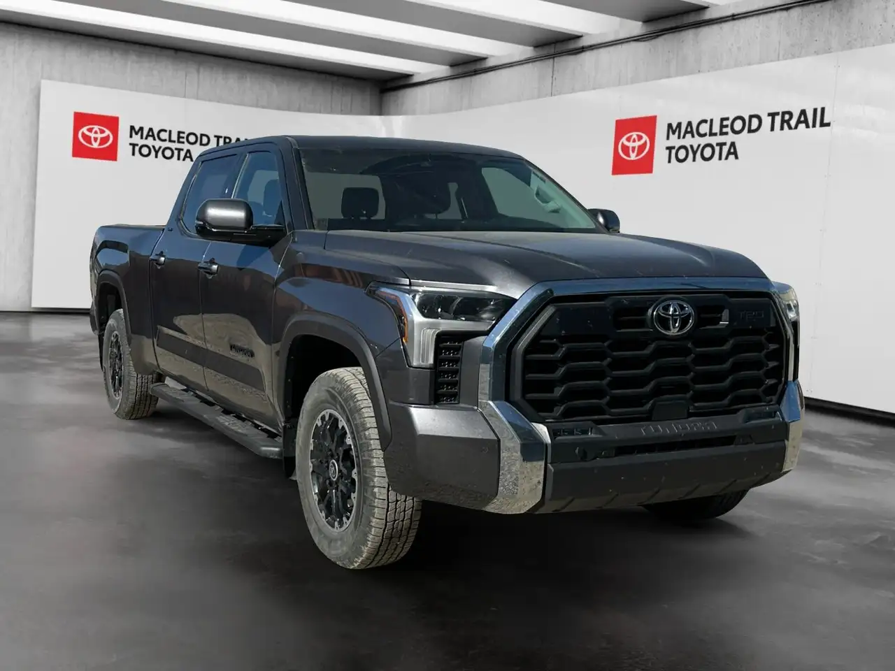 Toyota Tundra снимка Toyota Tundra