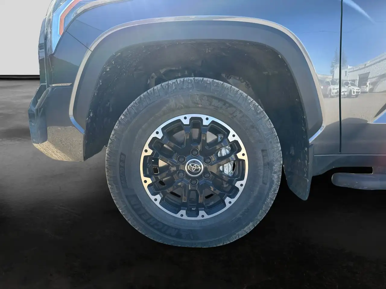 Toyota Tundra снимка Toyota Tundra