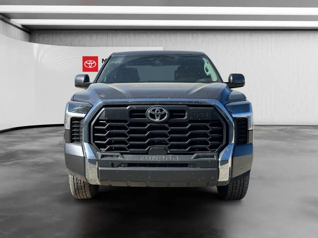 Toyota Tundra снимка Toyota Tundra