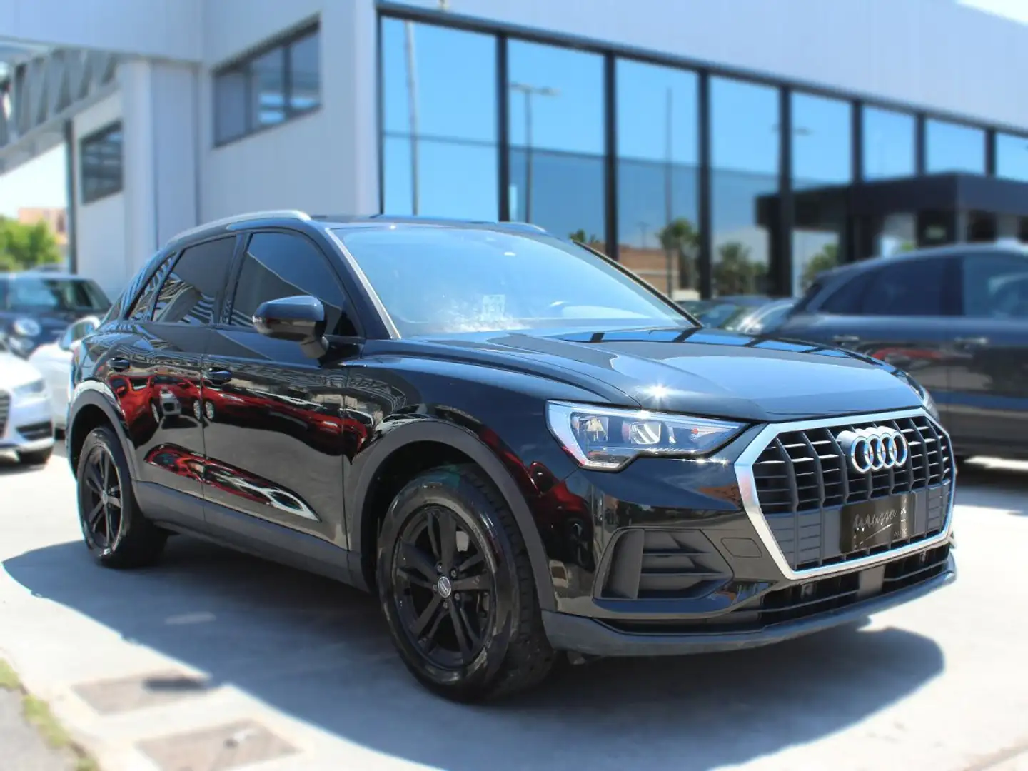 Audi Q3 35 1.5 tfsi Business Noir - 1