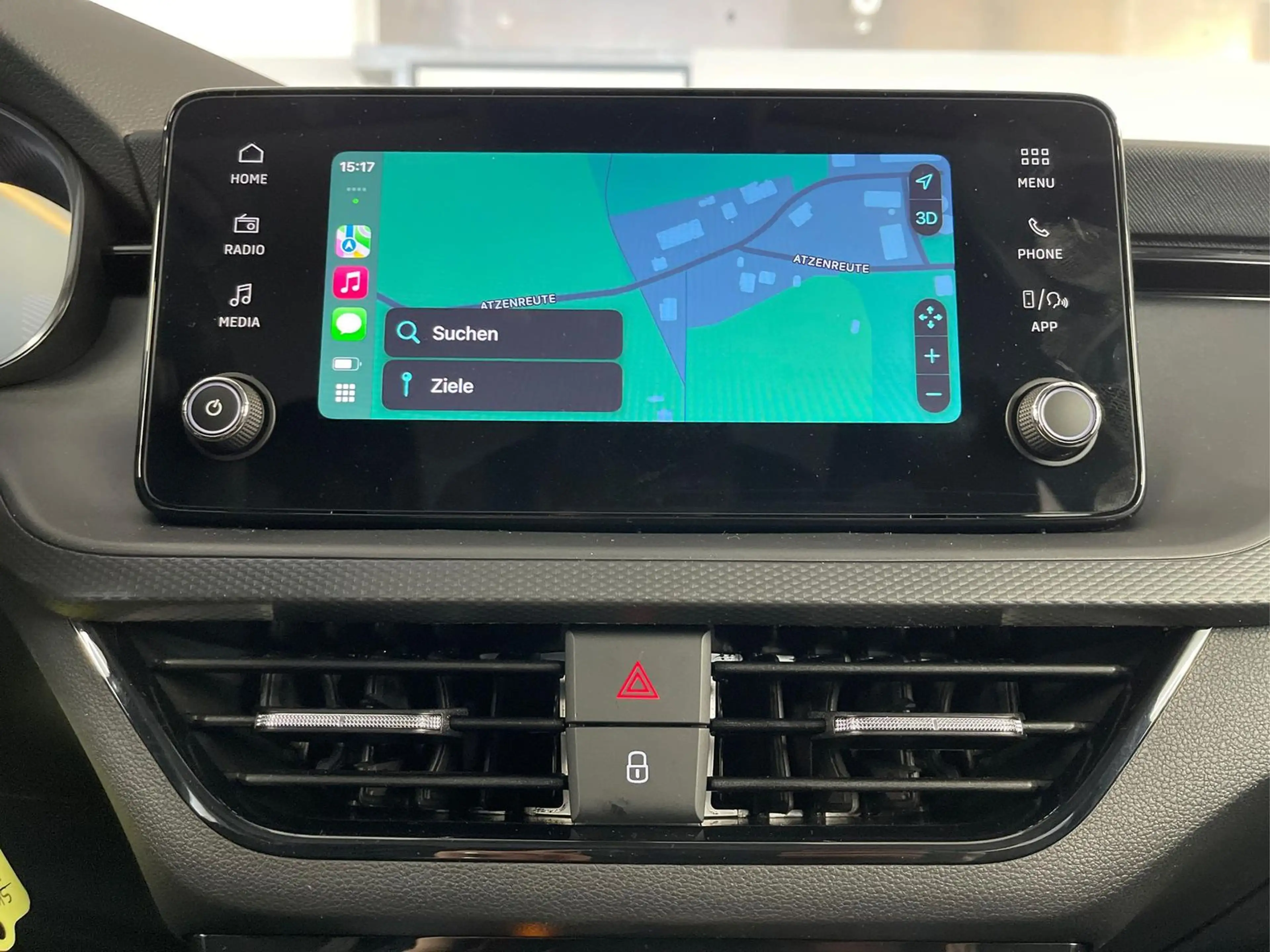 Skoda Kamiq 1.0 TSI DSG AHK+Alu16+Sitzheizung+AppCo... — photo 11