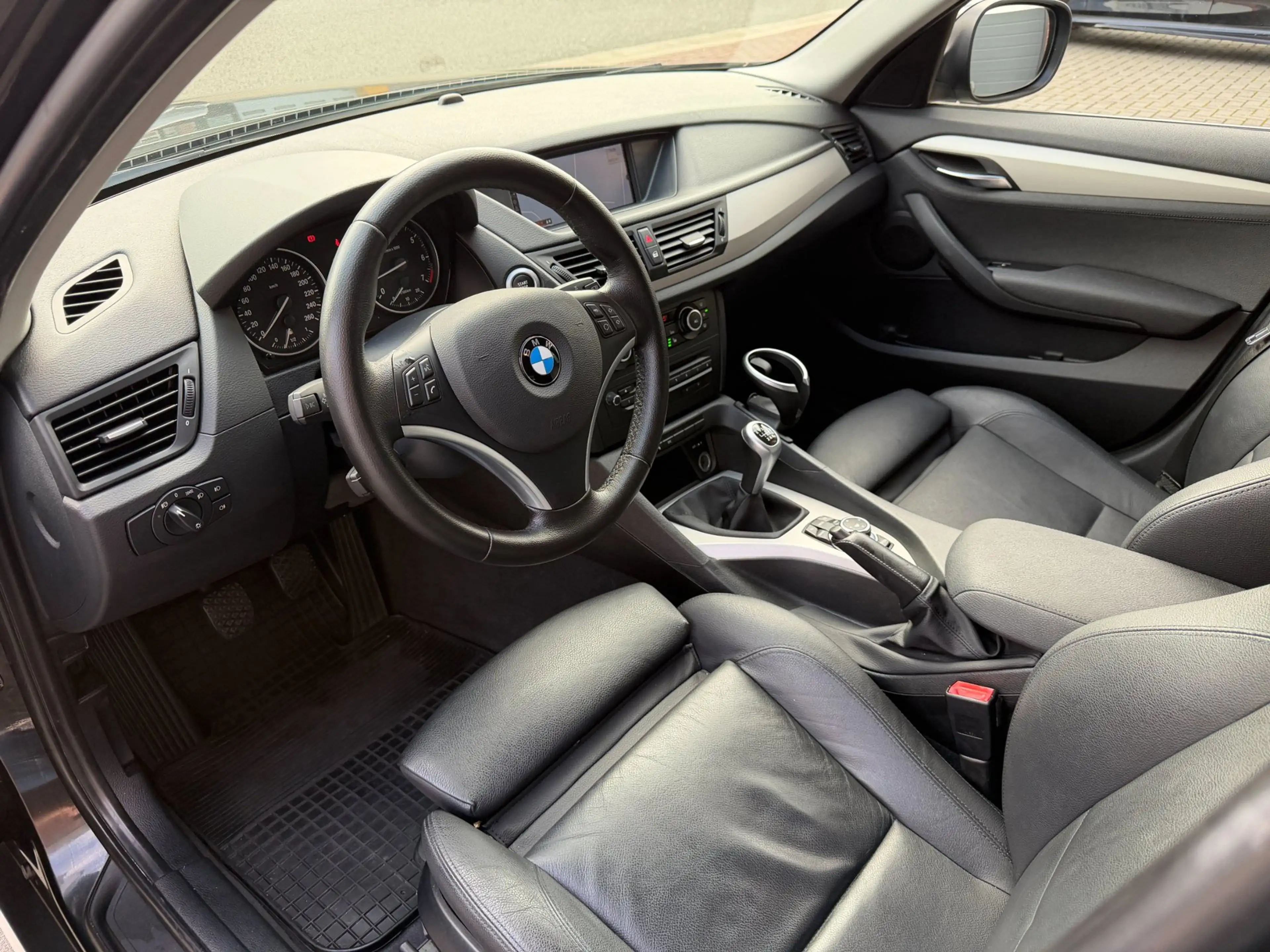 BMW X1 SDrive18i Executive Xenon Leder Trekhaak Navi Stoe — photo 15