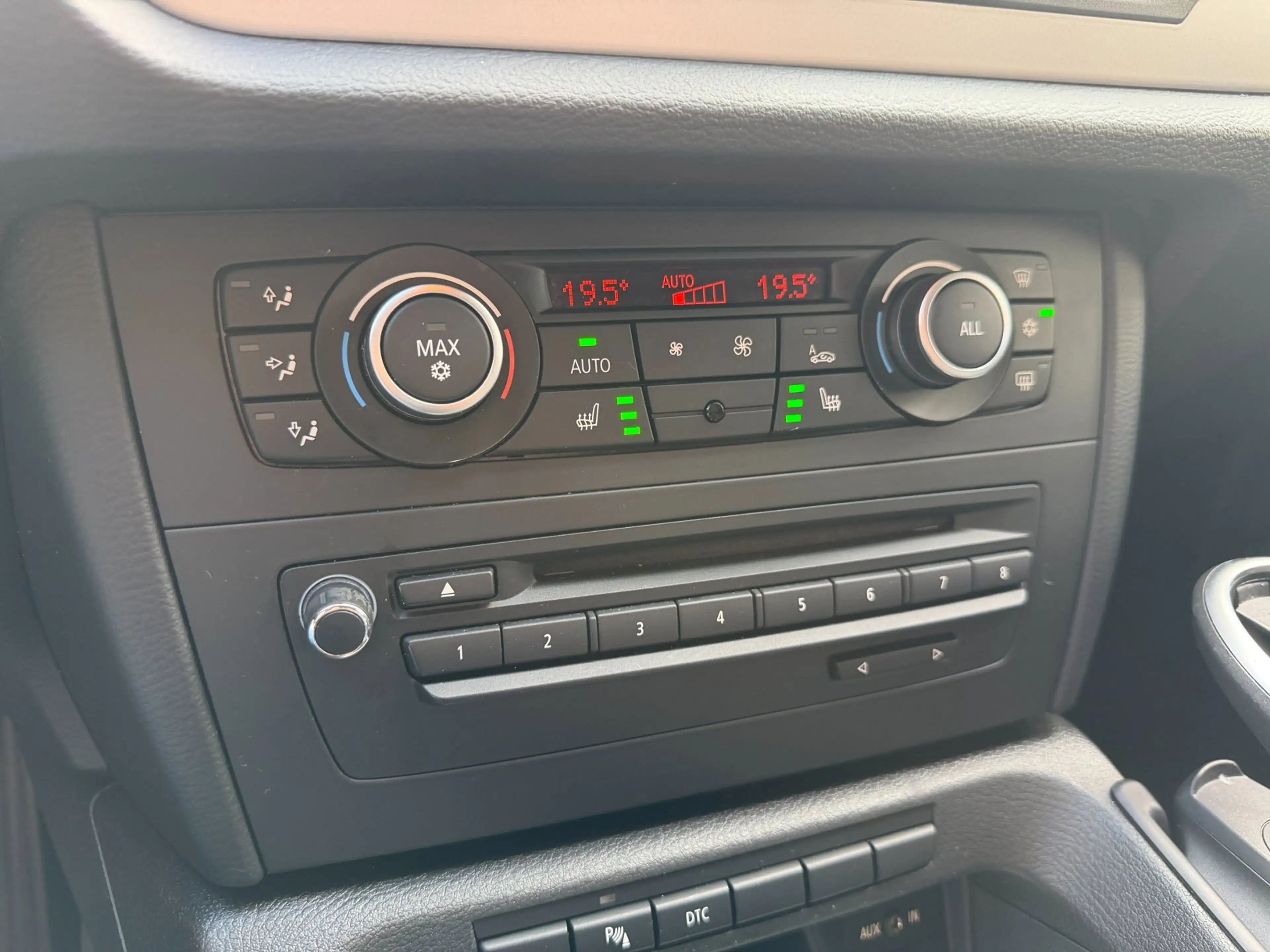 BMW X1 SDrive18i Executive Xenon Leder Trekhaak Navi Stoe — photo 21