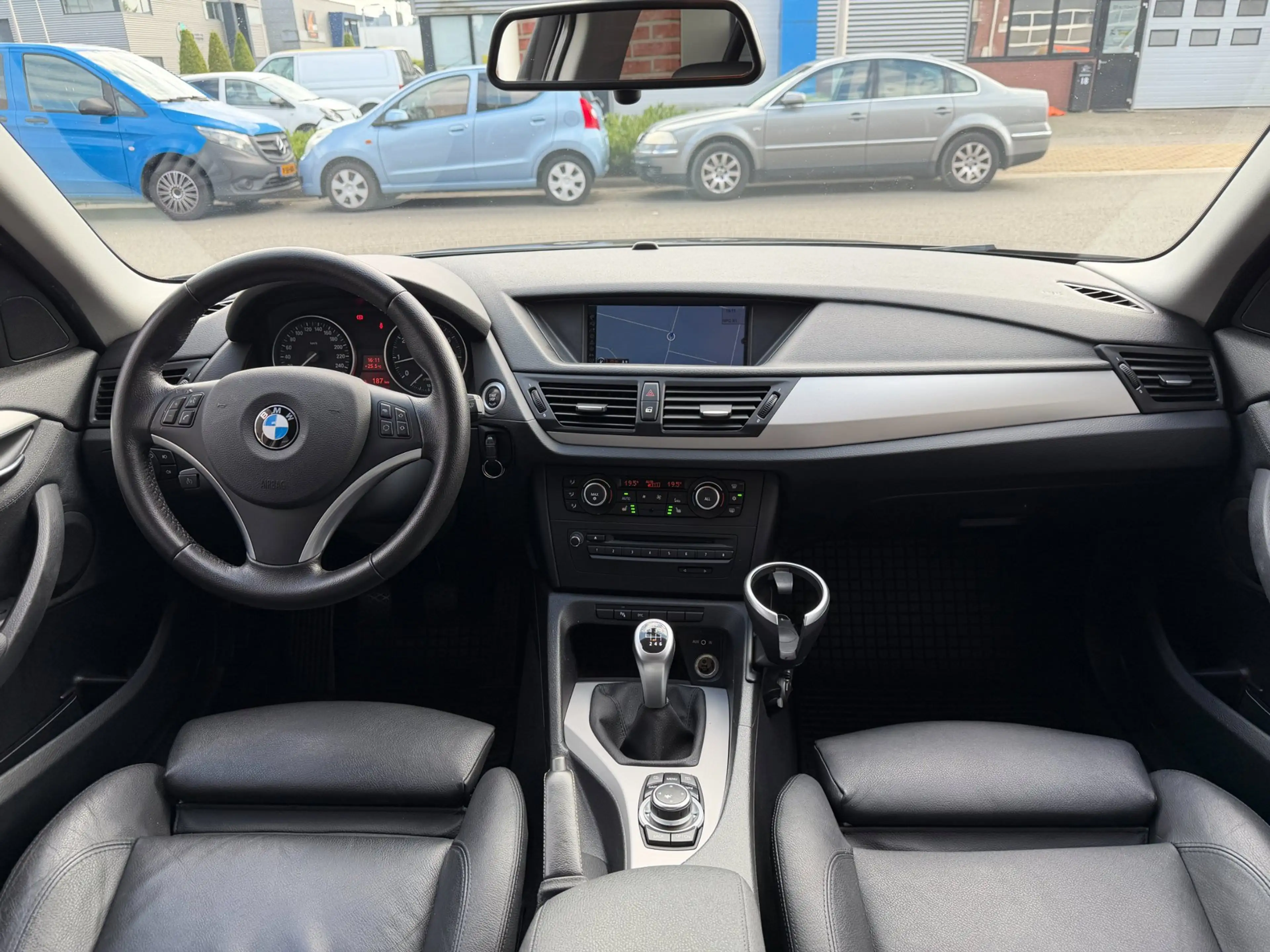 BMW X1 SDrive18i Executive Xenon Leder Trekhaak Navi Stoe — photo 13
