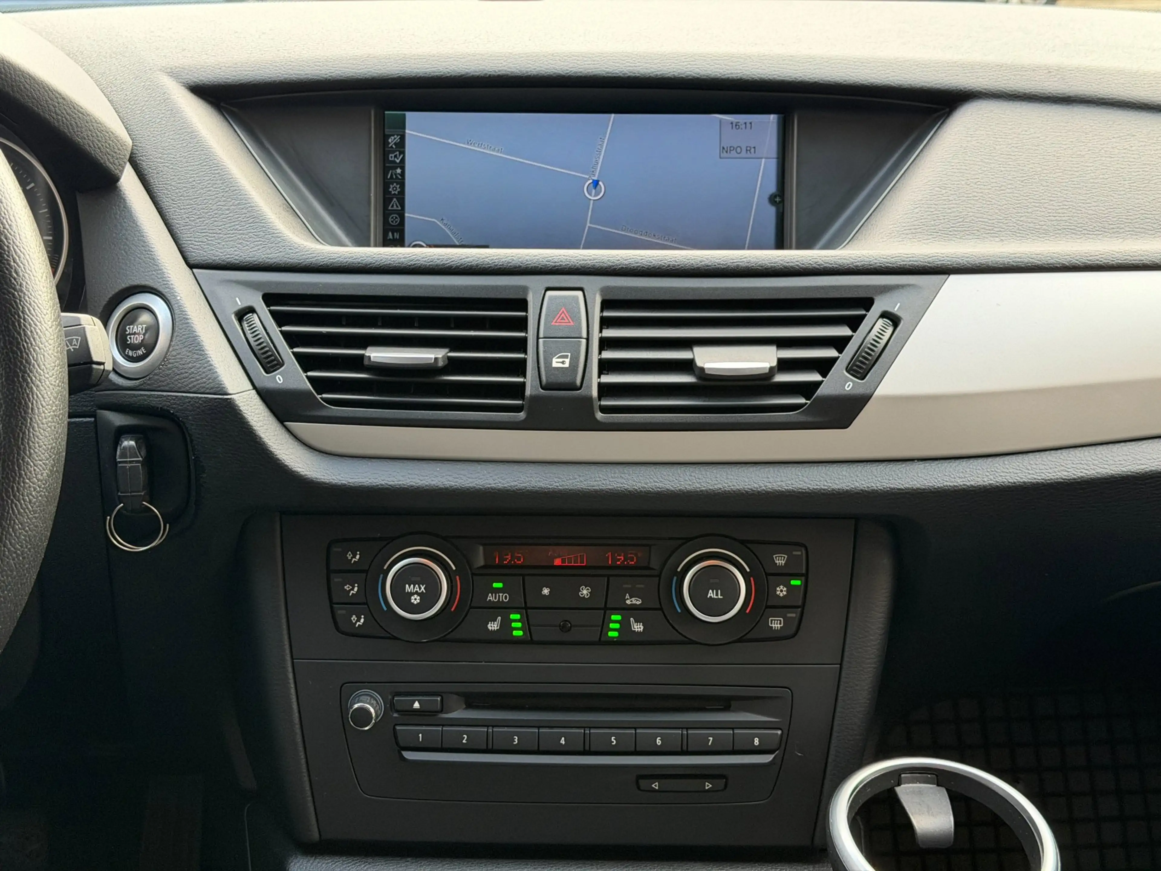 BMW X1 SDrive18i Executive Xenon Leder Trekhaak Navi Stoe — photo 20