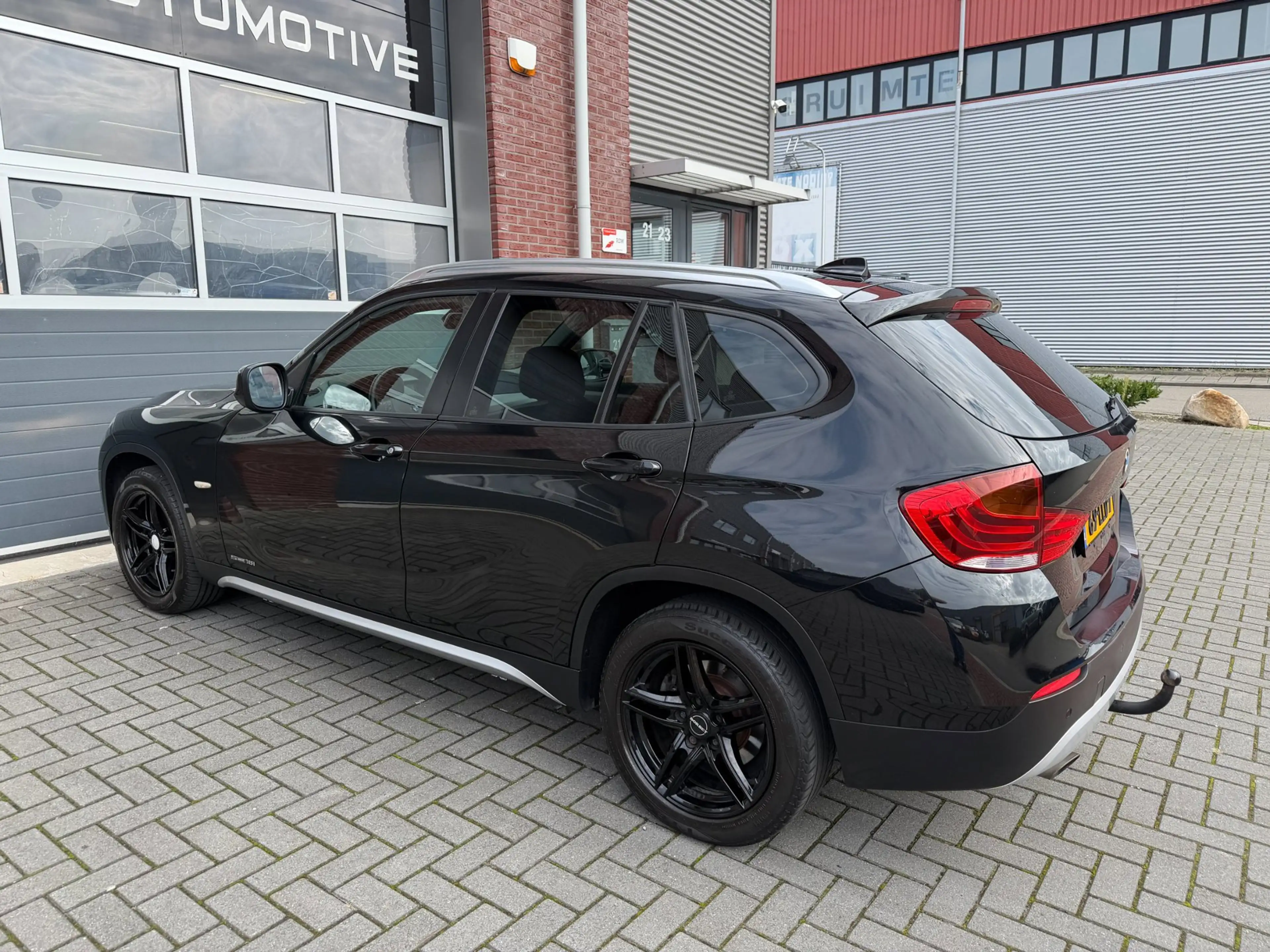 BMW X1 SDrive18i Executive Xenon Leder Trekhaak Navi Stoe — photo 3
