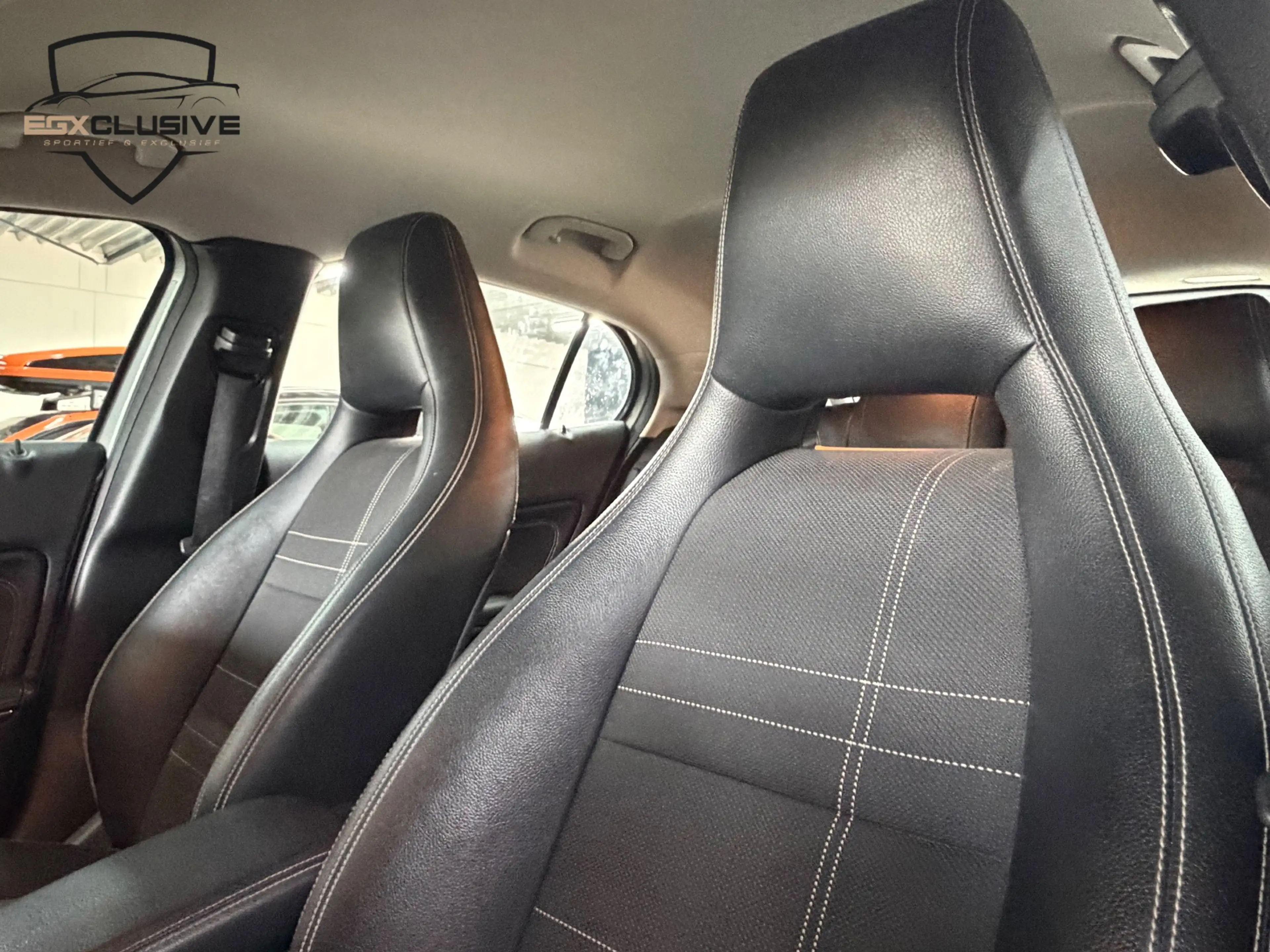 Mercedes-Benz GLA 180 Prestige — photo 13