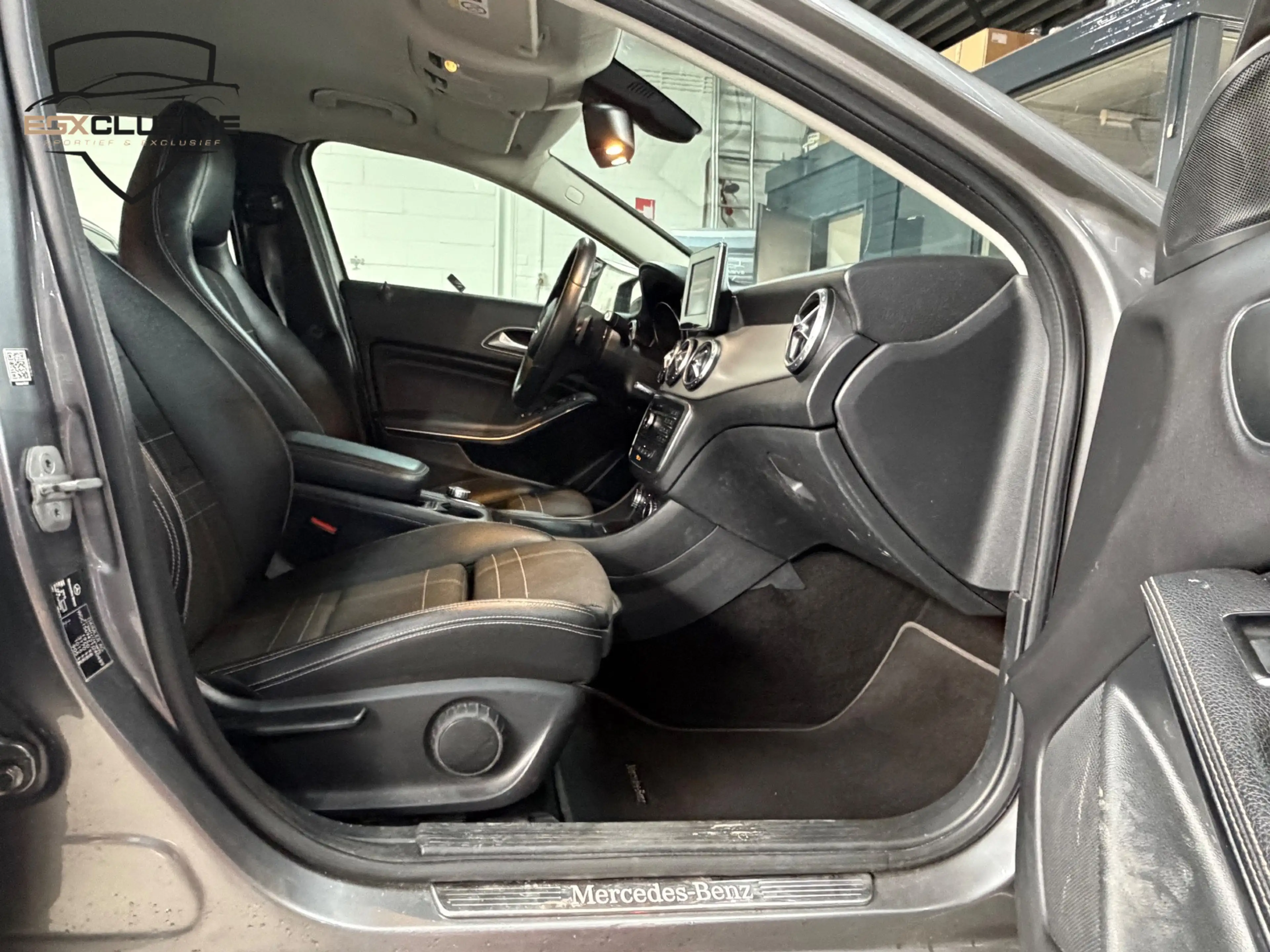Mercedes-Benz GLA 180 Prestige — photo 17