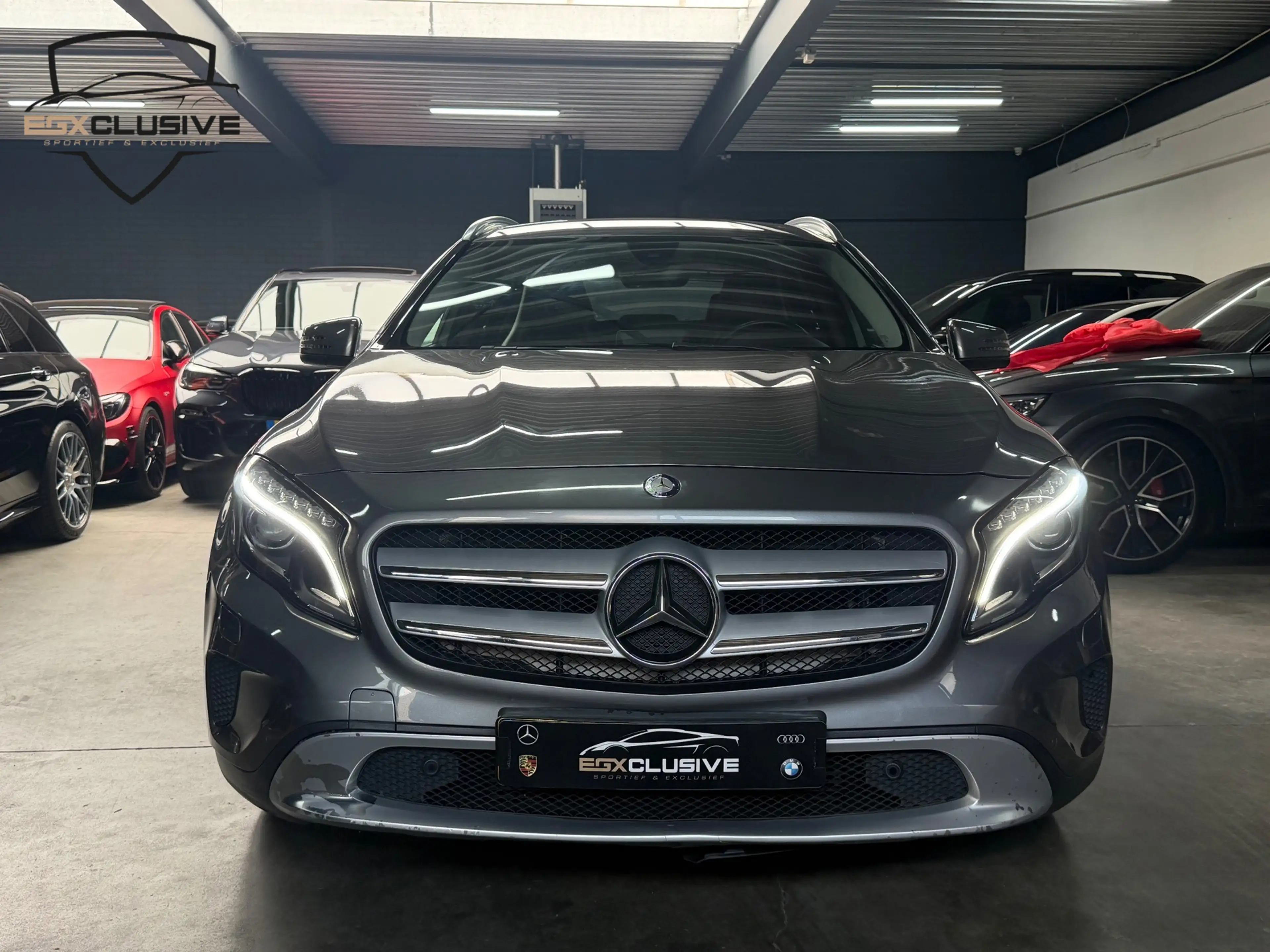 Mercedes-Benz GLA 180 Prestige — photo 2