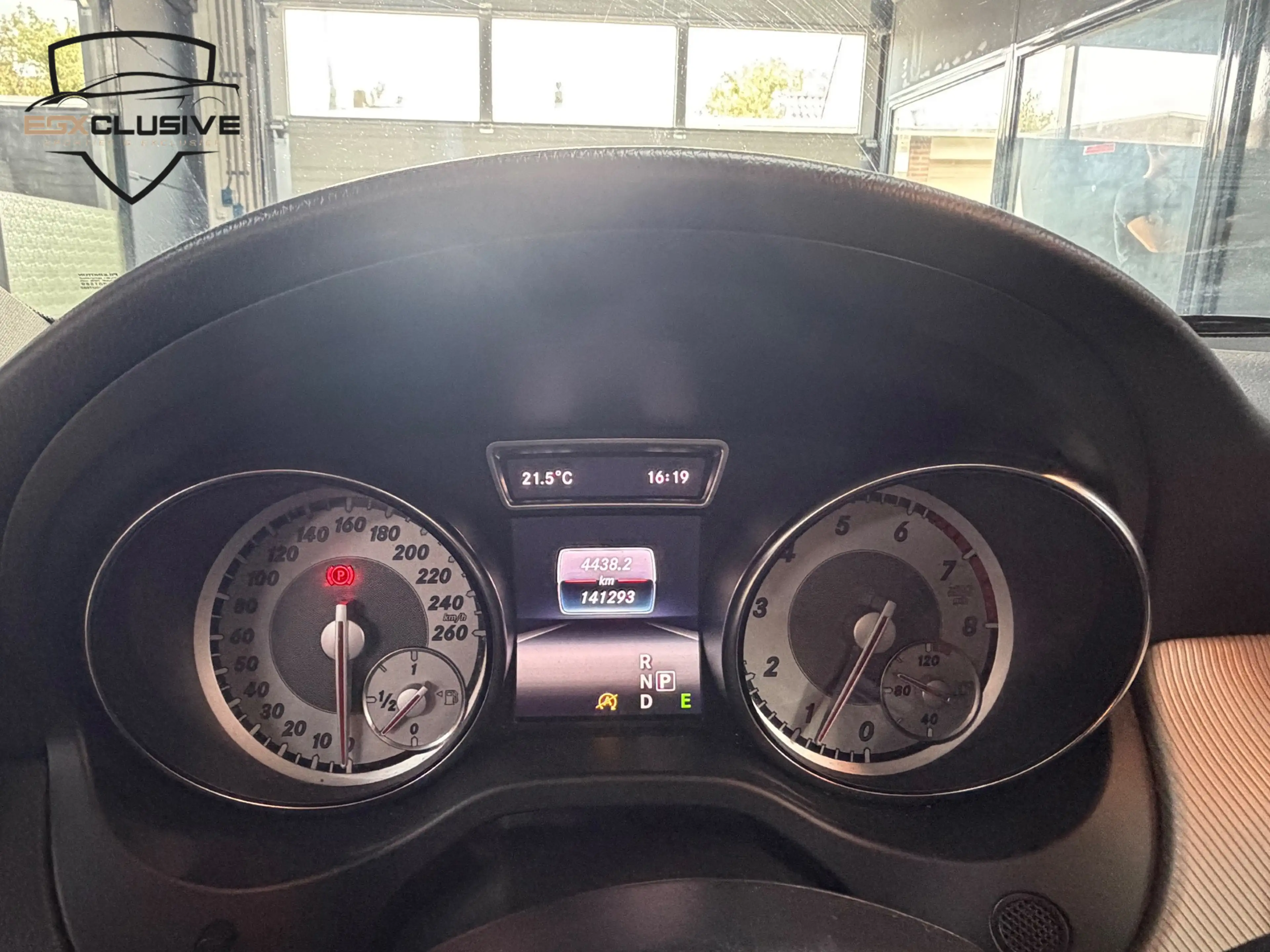 Mercedes-Benz GLA 180 Prestige — photo 21