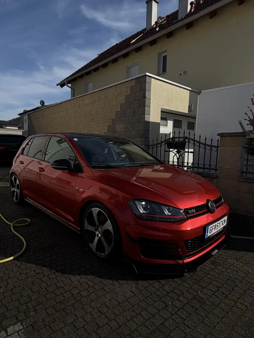 Volkswagen Golf GTI 2,0 TSI - 1
