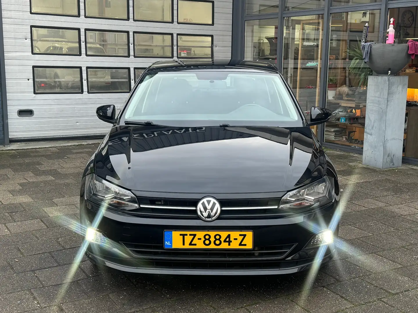 Volkswagen Polo 1.0 TSI Comfortline Business | Airco | ACC | LMV | Schwarz - 2