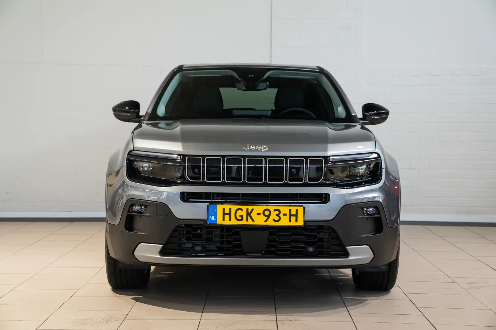 Jeep Avenger Summit 54 kWh | Navigatie | Stoel & Voorrruit verw Grijs - 2