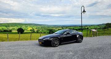 V8 Vantage 4.3l Handgeschakeld - Recente servicebeurt + APK