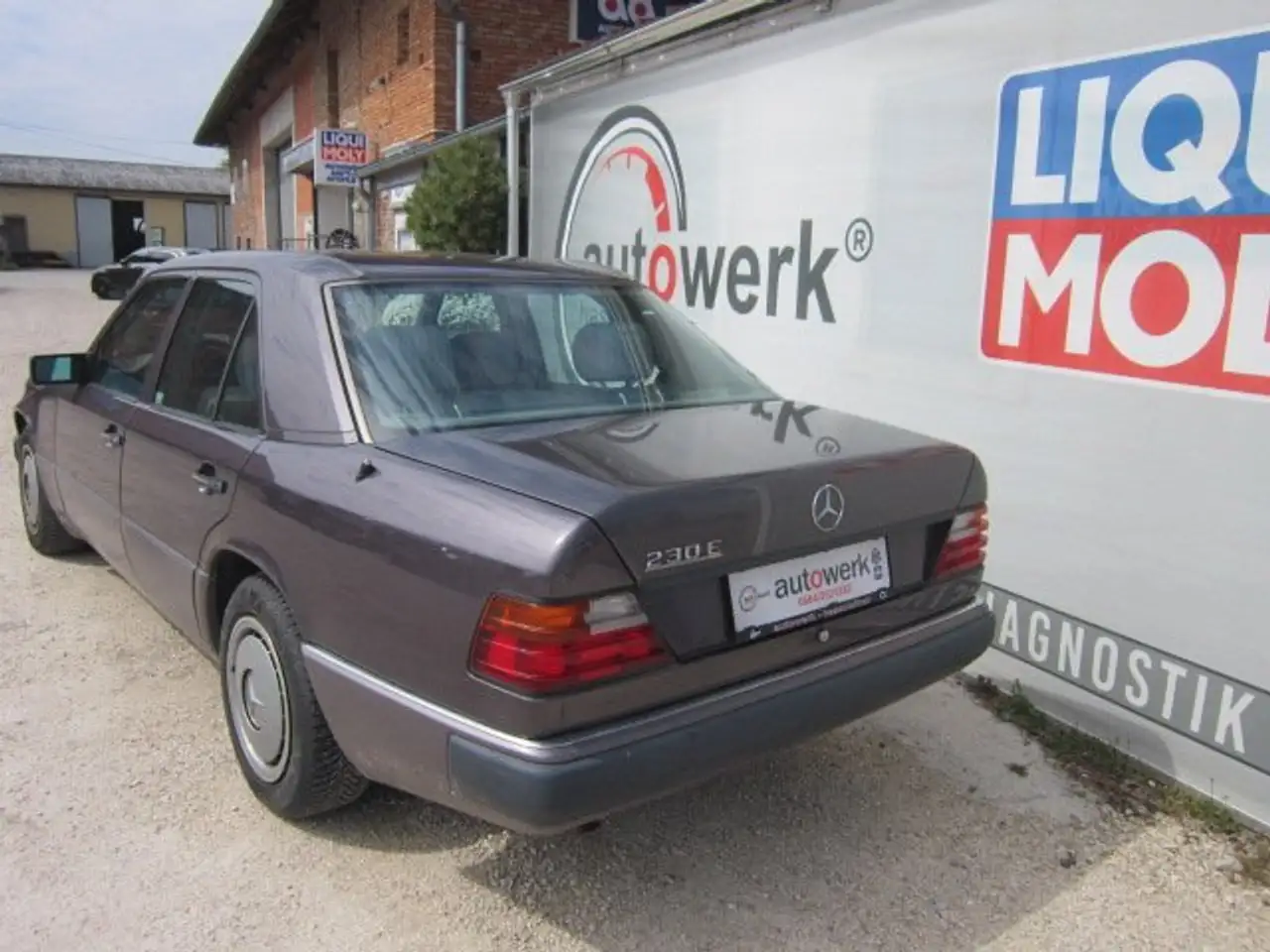 Mercedes-Benz 230 E Aut., foto 5
