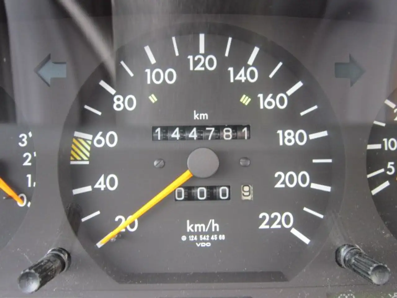 Mercedes-Benz 230 E Aut., foto 12