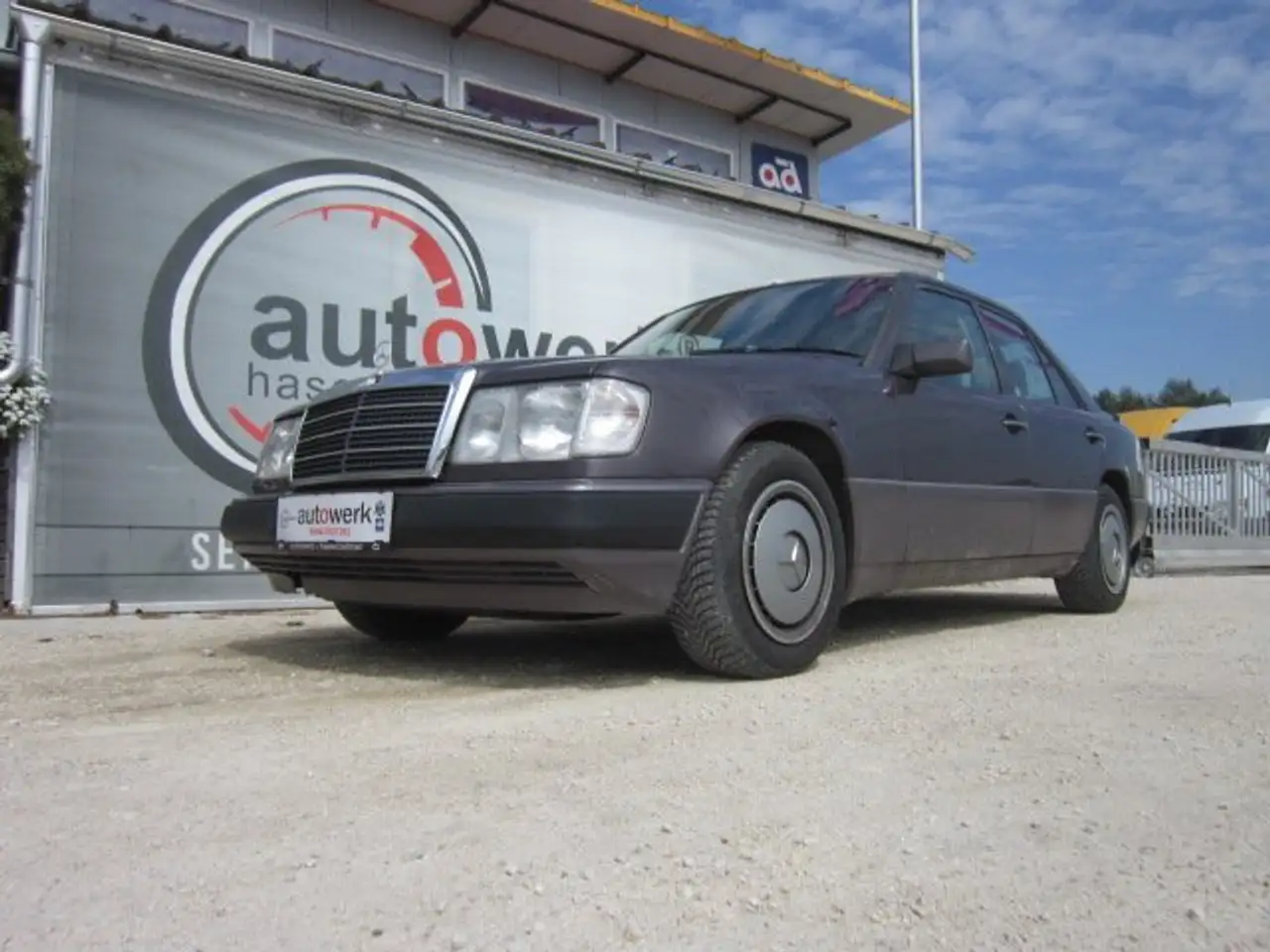 Mercedes-Benz 230 E Aut., foto 2