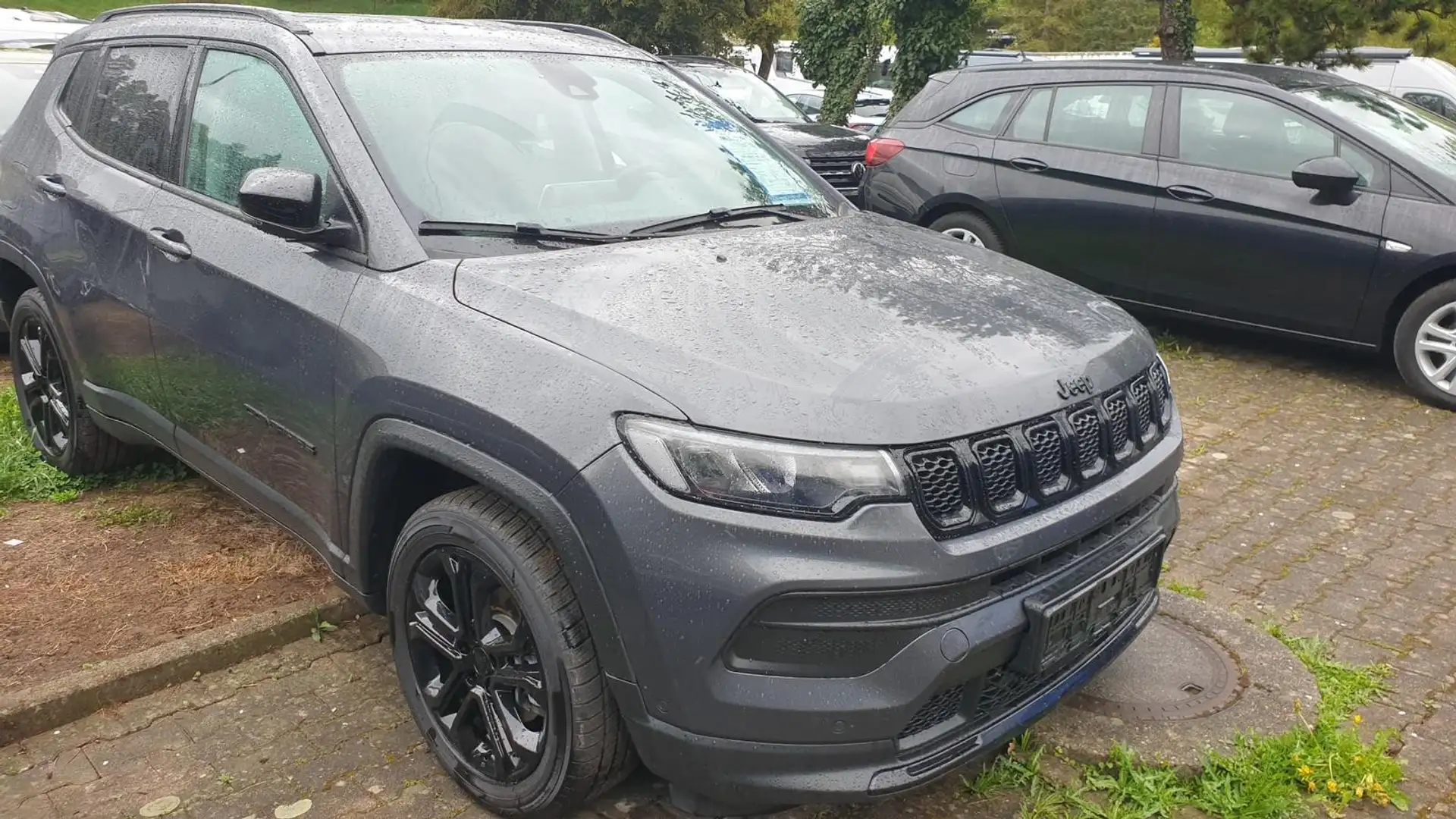 Jeep Compass Longitude FWD Night Eagle Grau - 2