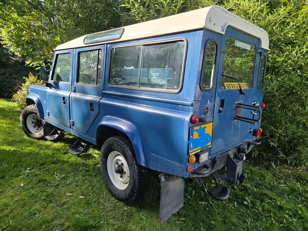 Land Rover Defender 3.5 110" Stationwag., foto 4