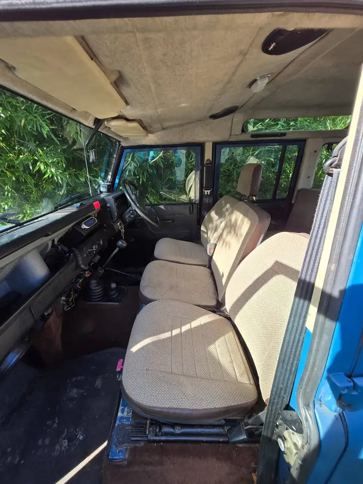 Land Rover Defender 3.5 110" Stationwag., foto 3
