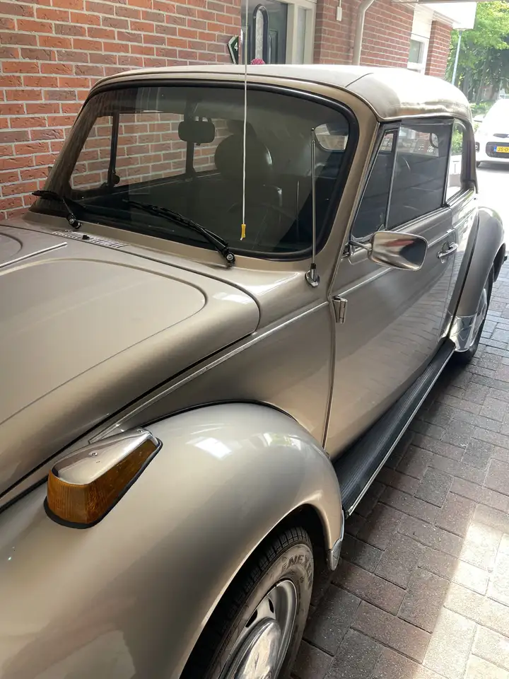 Volkswagen Kever Cabriolet (15), foto 2