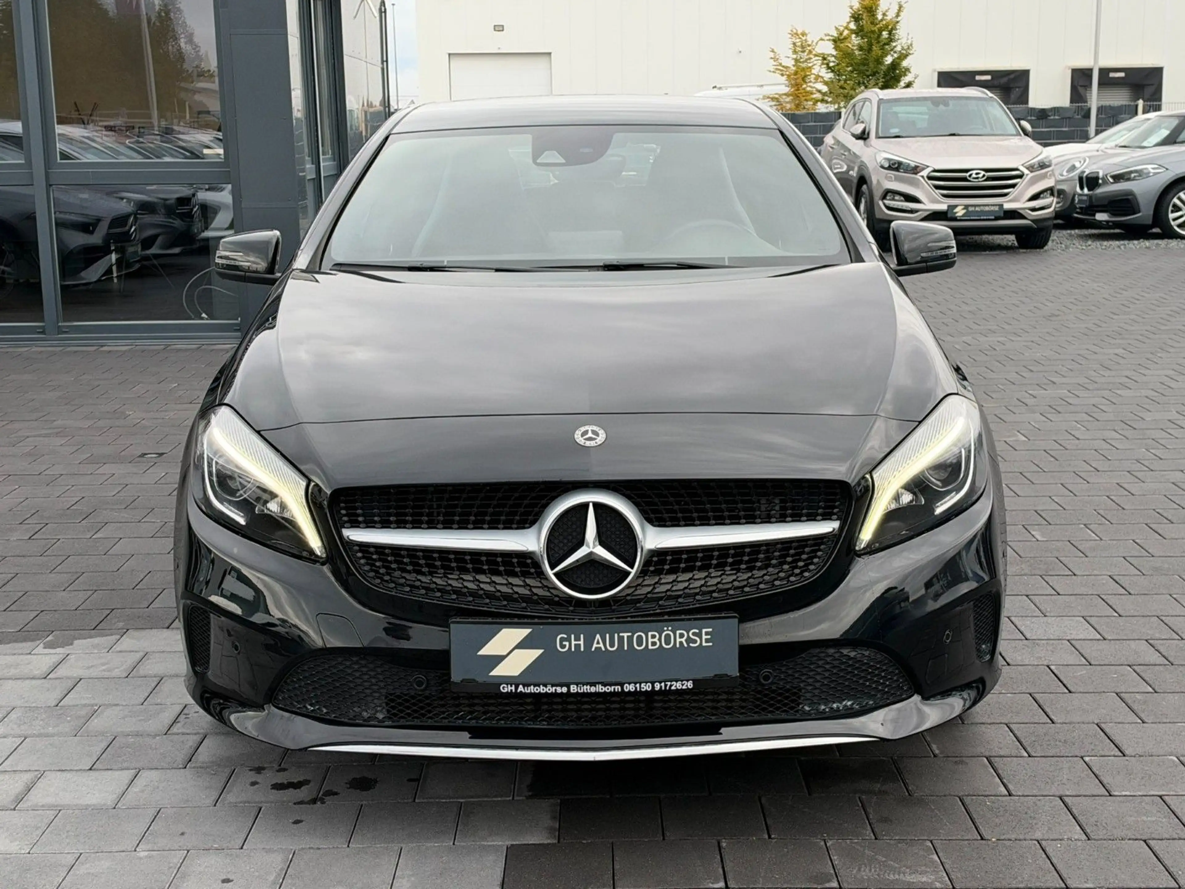 Mercedes-Benz A 200 *AUTOMATIK*LED*TEMPOMAT*CARPLAY*SZHZ*ALU — photo 5