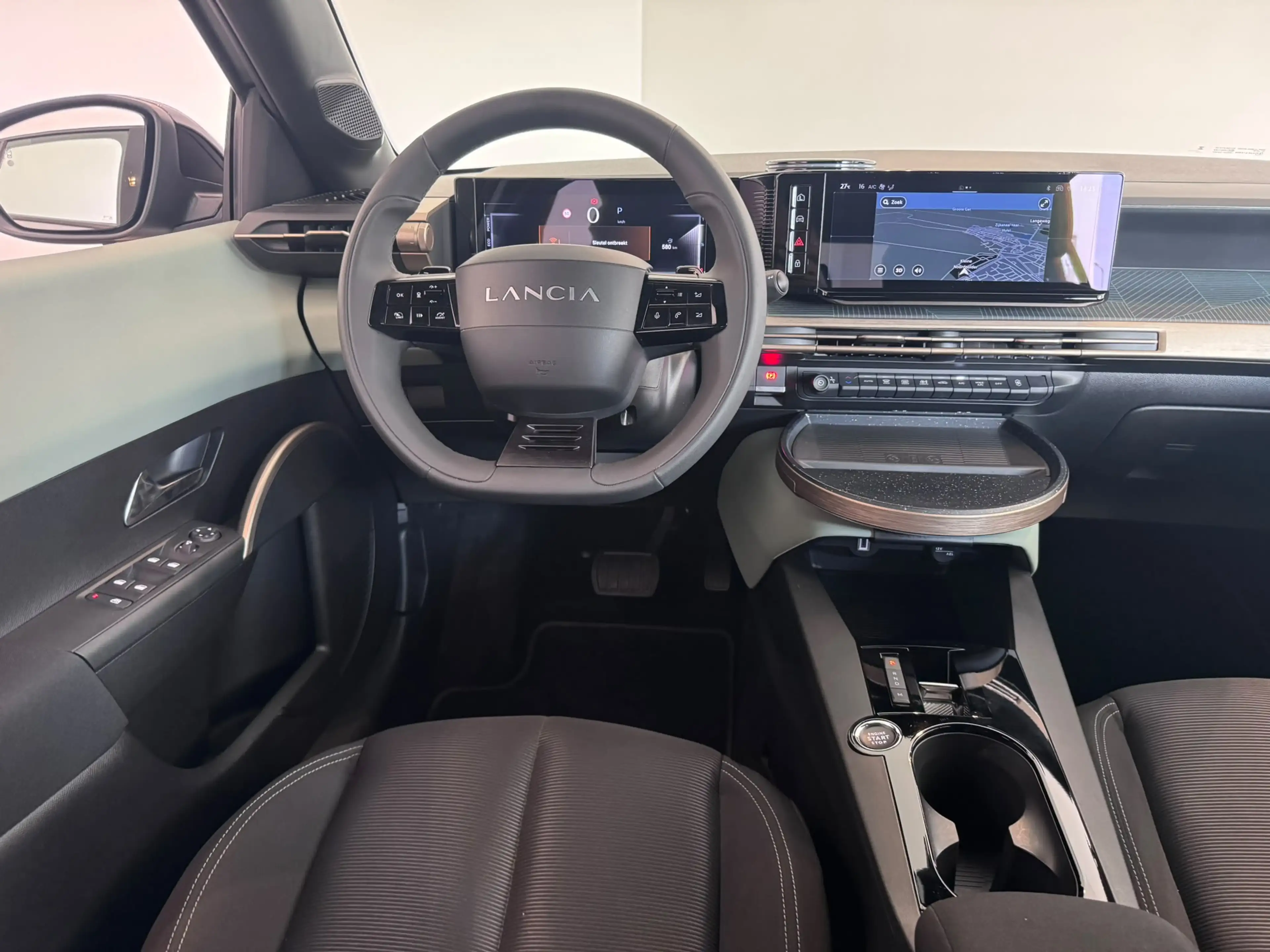Lancia Ypsilon 1.2 Turbo Hybrid — photo 5