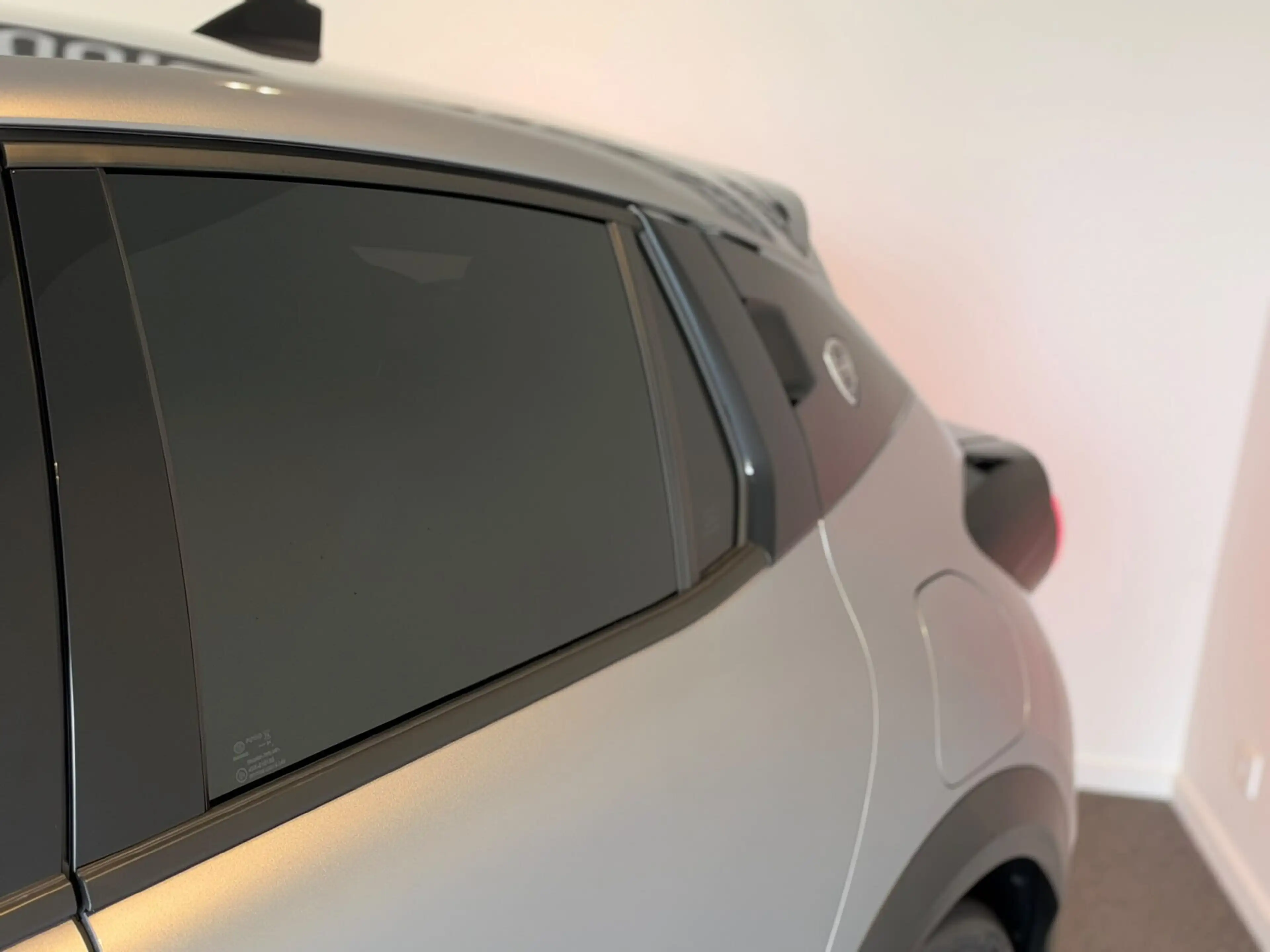 Lancia Ypsilon 1.2 Turbo Hybrid — photo 12