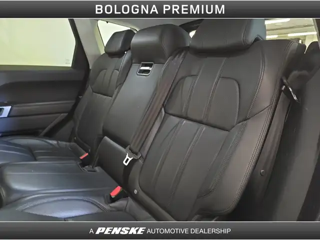 Land Rover Range Rover Sport view 28