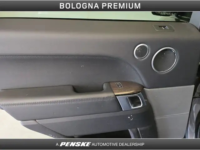 Land Rover Range Rover Sport view 27
