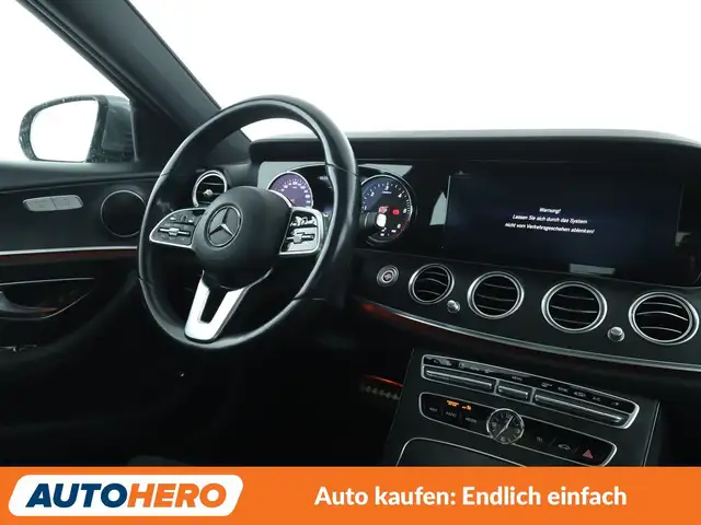 Mercedes-Benz E-Class view 13