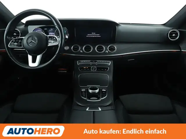 Mercedes-Benz E-Class view 12