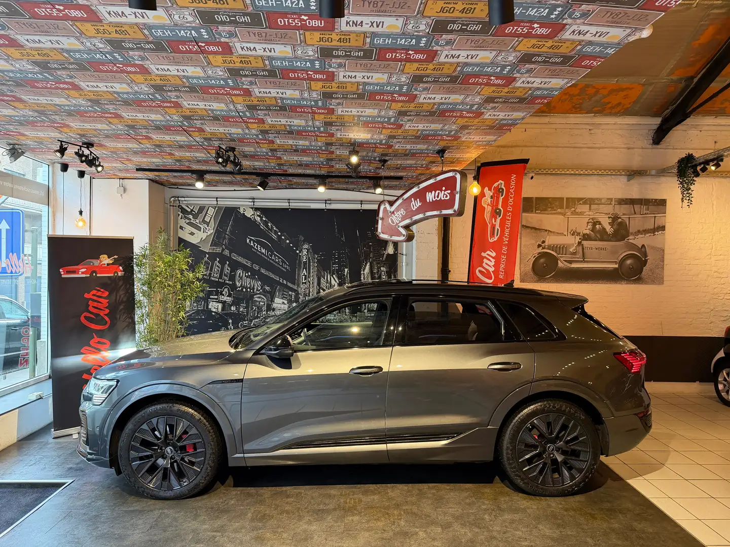Audi Q8 e-tron *106 kWh 55 Quattro Competition*S LINE * FULL*PANO Gris - 2
