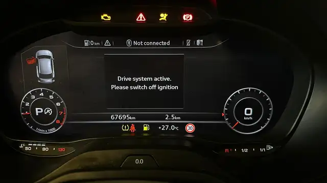 Audi Q2 view 30