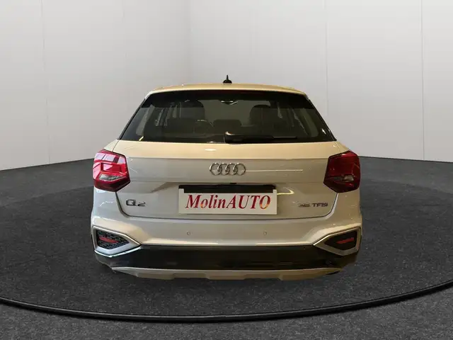 Audi Q2 view 6